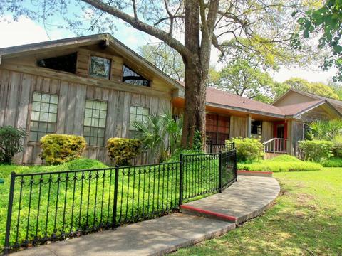 5411 E Diamondhead Dr, Diamondhead, MS 39525 photo 1