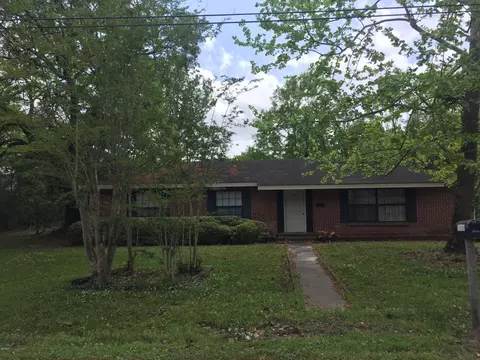 3330 Catherine St, Moss Point, MS 39563 photo 2