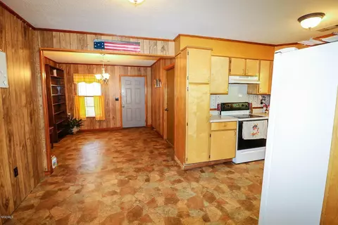 1 Magnolia St E, Lucedale, MS 39452 photo 8