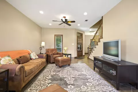 10075 Bald Eagle Dr, Biloxi, MS 39532 photo 2