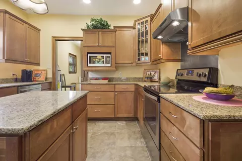 10075 Bald Eagle Dr, Biloxi, MS 39532 photo 8