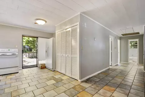 646 E Railroad St, Long Beach, MS 39560 photo 4