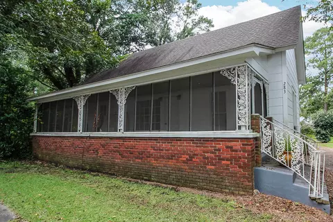 283 Dewey St, Lucedale, MS 39452 photo 1