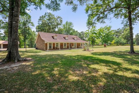 81 Bobby Hunt Rd, Wiggins, MS 39577 photo 2