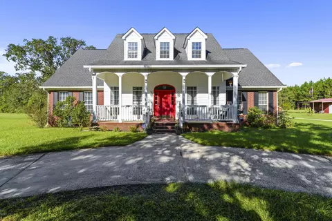 9701 Brandy Ln, Moss Point, MS 39562 photo 1
