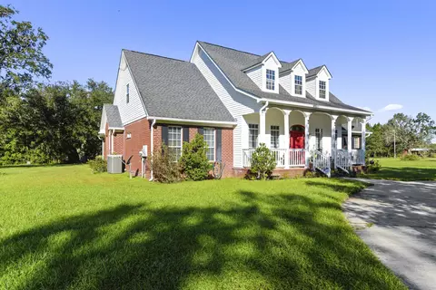 9701 Brandy Ln, Moss Point, MS 39562 photo 2
