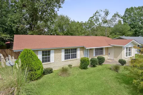 132 Gandy Cir, Long Beach, MS 39560 photo 1
