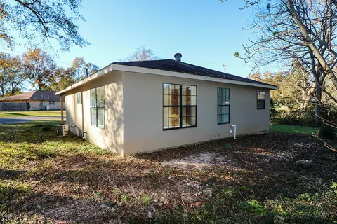 527 N First St, Wiggins, MS 39577 photo 26