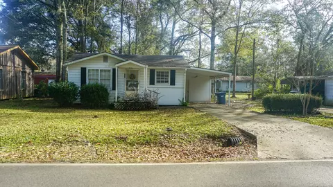 130 Manila St, Lucedale, MS 39452 photo 1