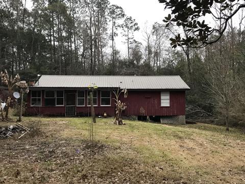 157 Megs Rd, Lucedale, MS 39452 photo 2