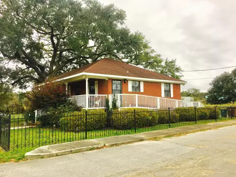 399 Shell St, Biloxi, MS 39530 photo 3