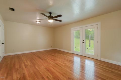 228 Guthrie Dr, Wiggins, MS 39577 photo 12