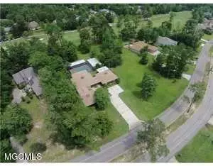 56123 E Diamondhead Dr, Diamondhead, MS 39525 photo 3