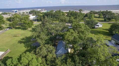 123 E Fourth St, Long Beach, MS 39560 photo 3