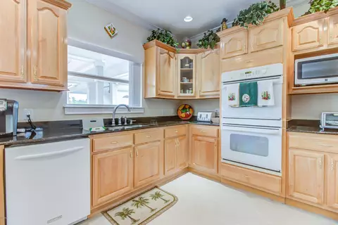1911 Marsh Cv, Biloxi, MS 39532 photo 13