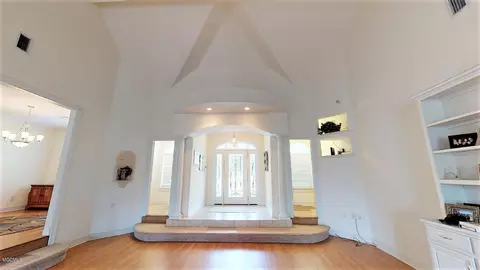 1911 Marsh Cv, Biloxi, MS 39532 photo 5