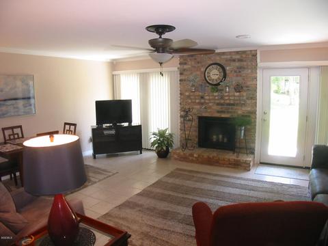 260 Highpoint Dr, Diamondhead, MS 39525 photo 8