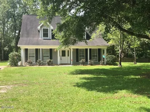 7400 Laetner Dr, Moss Point, MS 39562 photo 2
