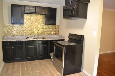 5330 James St, Moss Point, MS 39563 photo 8