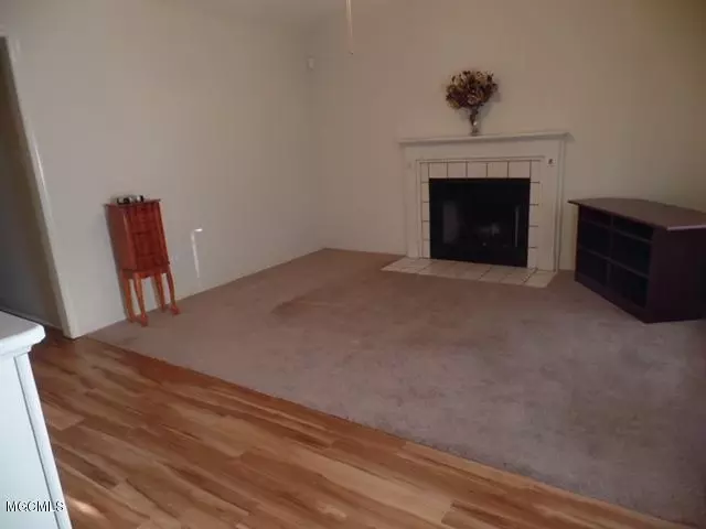  11080 Windsor Hill Dr, D'iberville, MS 39540 photo 5