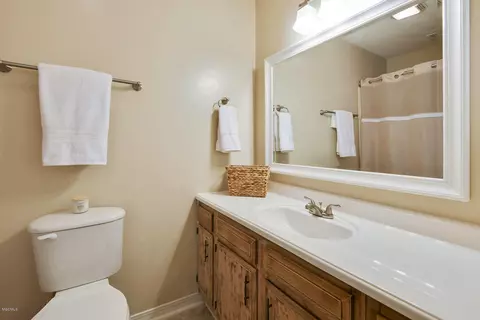 290 Highpoint Dr, Diamondhead, MS 39525 photo 10