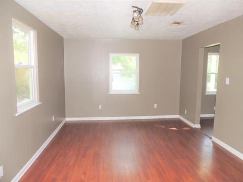 4705 Bush Ave, Moss Point, MS 39563 photo 11