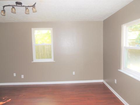 4705 Bush Ave, Moss Point, MS 39563 photo 10