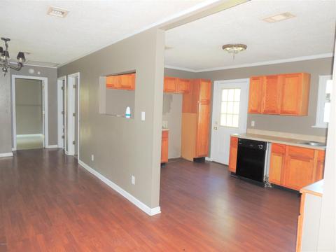 4705 Bush Ave, Moss Point, MS 39563 photo 3