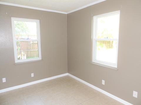 4705 Bush Ave, Moss Point, MS 39563 photo 18