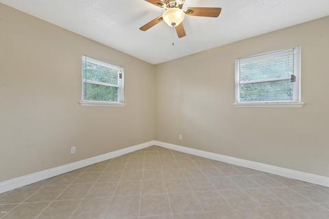 5900 Tanner Rd, Moss Point, MS 39562 photo 15