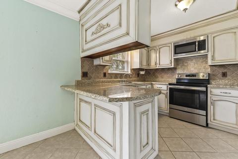5900 Tanner Rd, Moss Point, MS 39562 photo 9