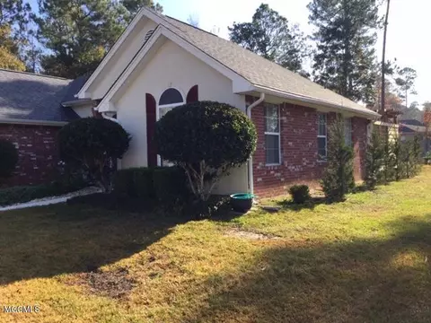 6515 Kiko St, Diamondhead, MS 39525 photo 2