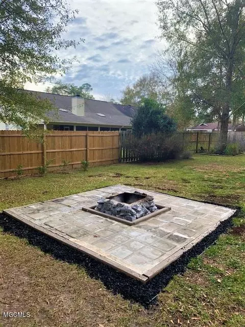 88373 E Diamondhead Dr, Diamondhead, MS 39525 photo 11