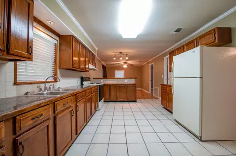 18011 Pine St, Saucier, MS 39574 photo 7