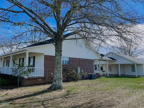 160 Henry Eubanks Rd, Lucedale, MS 39452 photo 2