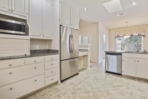 4108 Sentinel Dr, Moss Point, MS 39562 photo 2