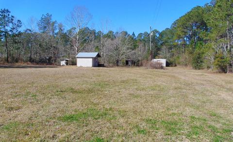 8521 Graham Rd, Moss Point, MS 39562 photo 3