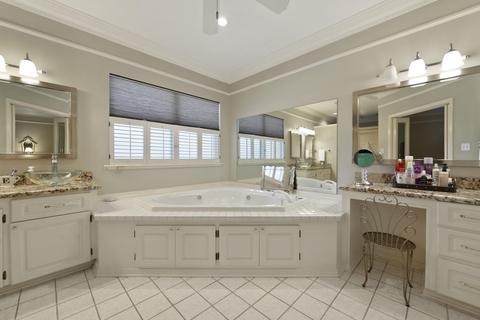 89335 E Diamondhead Dr, Diamondhead, MS 39525 photo 4