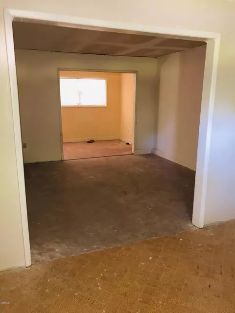 3519 Davis St, Moss Point, MS 39563 photo 11