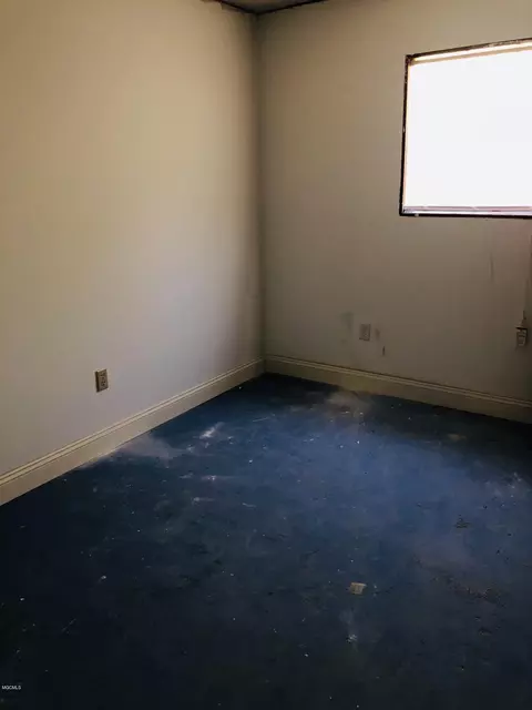 3519 Davis St, Moss Point, MS 39563 photo 16