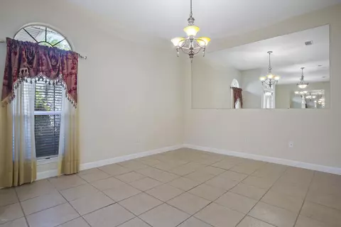 814 Eagle Eyrie Dr, Biloxi, MS 39532 photo 3