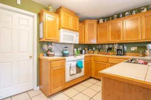 425 Pinecrest Cir, Long Beach, MS 39560 photo 9