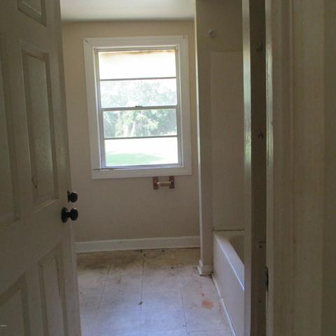 3909 Sheffield Rd, Moss Point, MS 39562 photo 5
