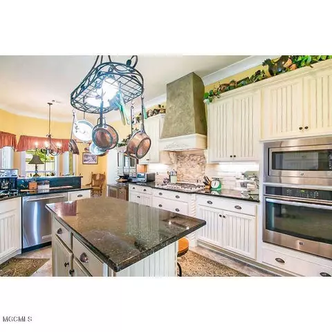 254 E Fourth St, Long Beach, MS 39560 photo 9
