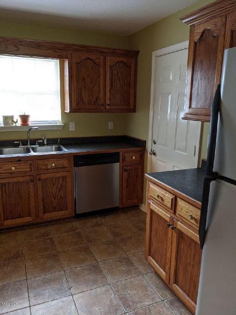 407 Pratt Rd, Wiggins, MS 39577 photo 11
