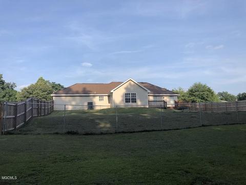 407 Pratt Rd, Wiggins, MS 39577 photo 5