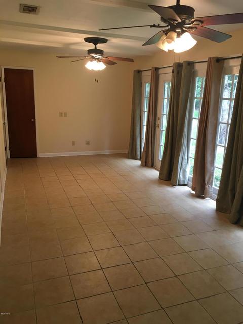413 Iowa St, Wiggins, MS 39577 photo 29