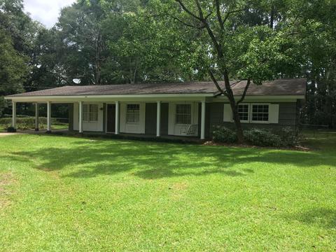 413 Iowa St, Wiggins, MS 39577 photo 3