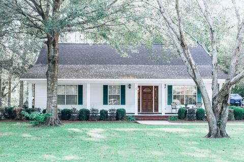 17331 E Della Roper Rd, Moss Point, MS 39562 photo 2