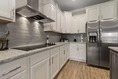 7001 Glen Eagle Dr, Biloxi, MS 39532 photo 3